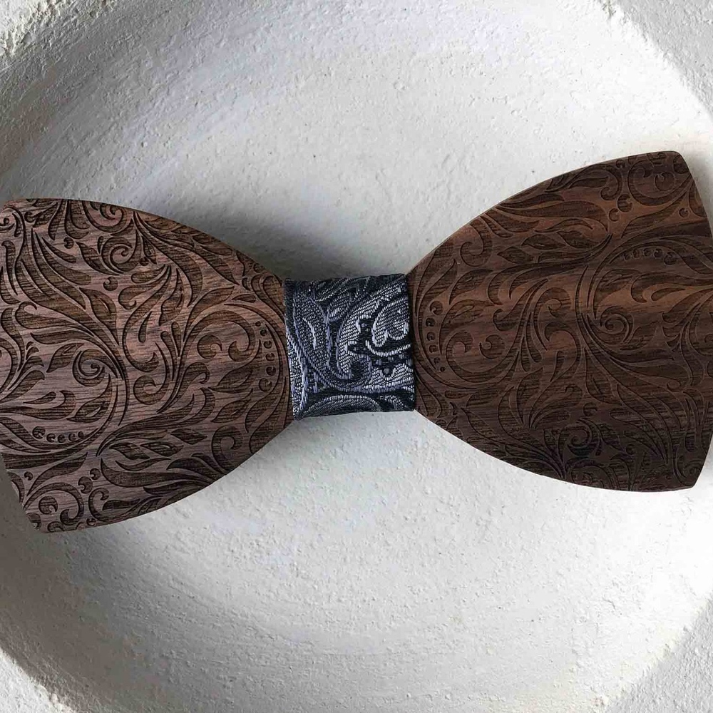 Men's Wooden Bow Tie - Picture 6 of 8